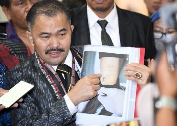 KUASA HUKUM KELUARGA YOSHUA PERTANYAKAN HASIL OTOPSI ULANG KORBAN