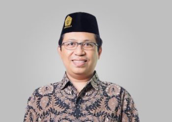 BIJAK DALAM BER-MEDIA SOSIAL