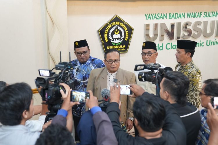 Rektor Unissula: ” Sudah Saatnya Selamatkan KPK “