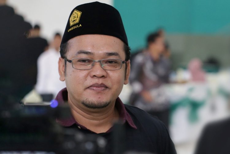 Terakreditasi Unggul Alumni PGSD Unissula Mudah Mencari Kerja