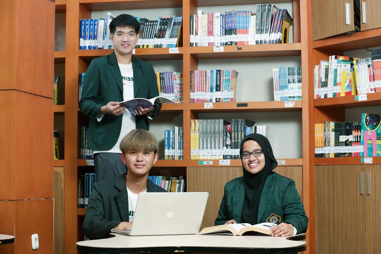 KUI Unissula Fasilitasi Mahasiswa Asing Belajar Bahasa Indonesia