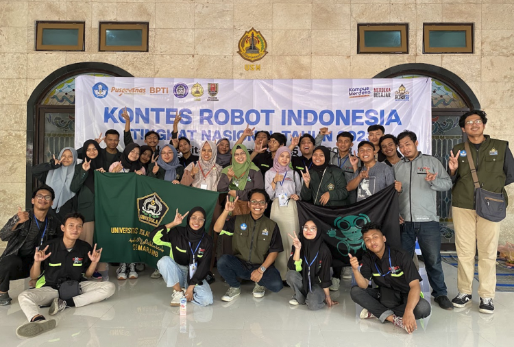 Tim Robotik Unissula Catatkan Prestasi Nasional