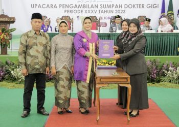 Kisah Inspiratif Regilia Lulusan Dokter Gigi Terbaik Unissula