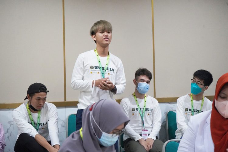 Jalur Mandiri S1 Sastra Inggris Unissula Lebih Ekonomis