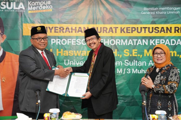 Haswandi Raih Profesor Kehormatan dari Fakultas Hukum Unissula