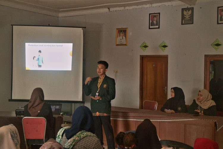 Mahasiswa KKN Unissula Selenggarakan Penyuluhan Stunting