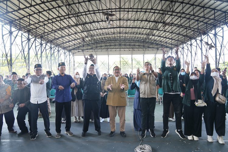 Majukan Desa, Unissula Terjunkan Ribuan Mahasiswa KKN di Kendal