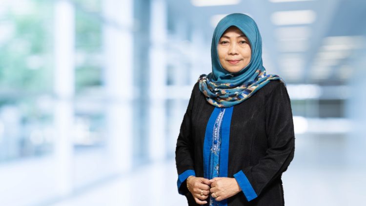 Dr Titiek Sumarawati Guru Besar Baru Fakultas Kedokteran Unissula