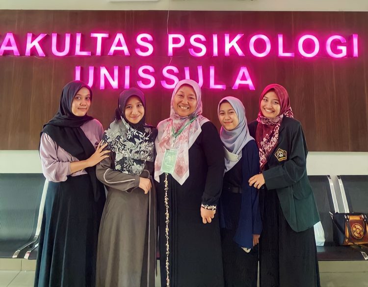 Mahasiswa Psikologi Unissula Teliti Fenomena Beauty Filter