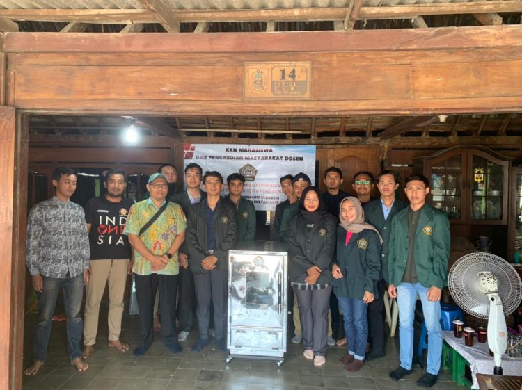 Peduli IKM, Mahasiswa Teknik Industri Unissula Ciptakan Alat Pengering Intip