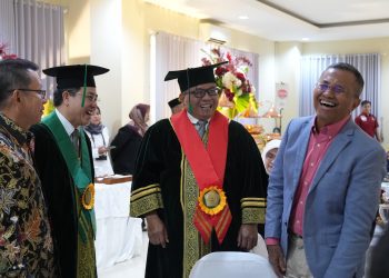 Menteri dan Mantan Menteri Hadiri Pengukuhan Prof Agung Putra