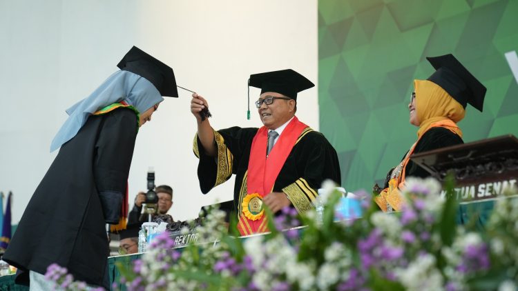 Berbakti Pada Orang Tua Merupakan Kunci Sukses Kehidupan