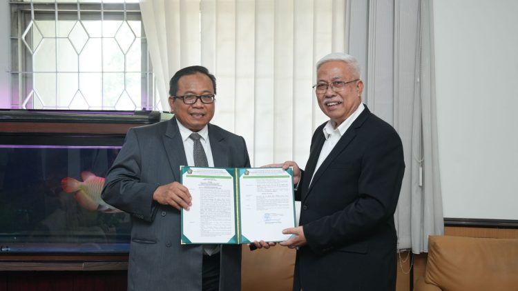 Hakim MA Raih Guru Besar di Unissula