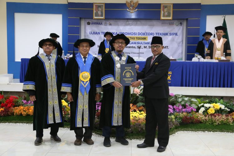 Teliti Endapan Lahar Dingin Markhaban Siswanto Raih Doktor