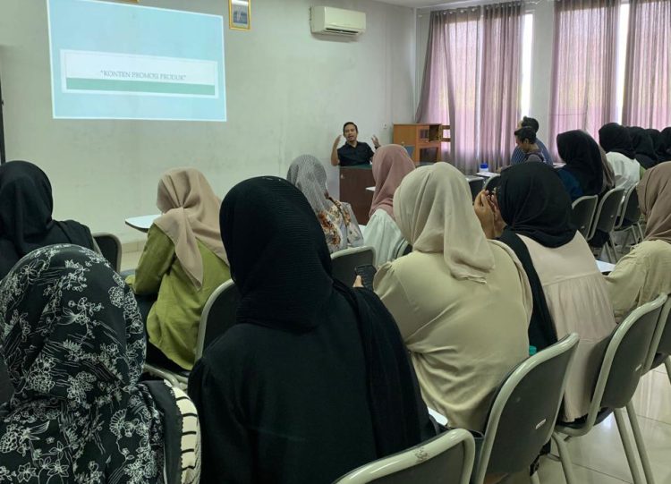 Mahasiswa PBSI Unissula Perkuat Kompetensi Kewirausahaan