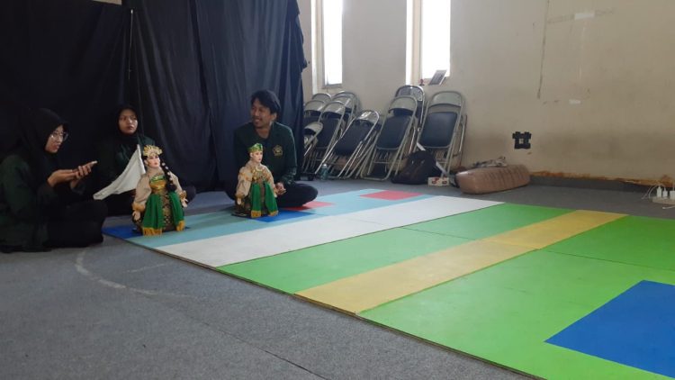 Robot Robusa dan Saroseta Karya Mahasiswa Unissula Siap Berlaga di Kompetisi Nasional