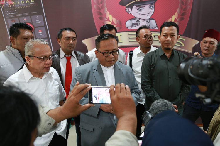 Rektor Unissula Desak Polrestabes Semarang Bebaskan Mahasiswa Yang Diamankan Saat Demo