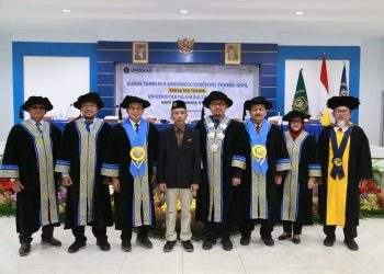 Ngir Tjuk Hirwo Raih Gelar Doktor