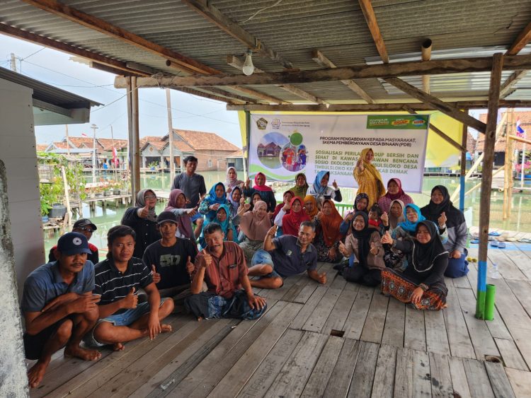 Unissula Bantu Optimalisasi Pemanenan Air Hujan, Jamban Apung dan Pengembangan UMKM di Timbulsloko