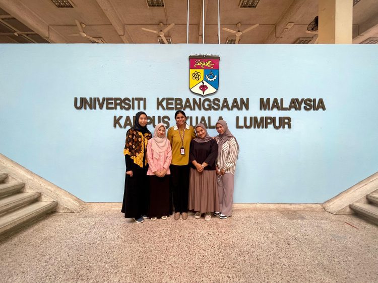 Apoteker Unissula Implementasikan Student Exchange