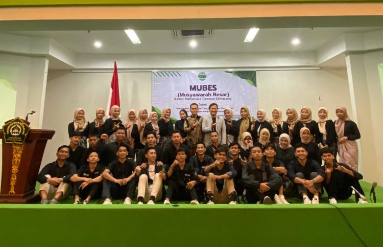 Mahasiswa Pulau Bawean Perkuat Kompetensi Organisasi dan Prestasi