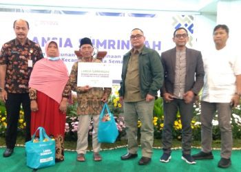 YBWSA Beri Santunan Ratusan Lansia Dhuafa