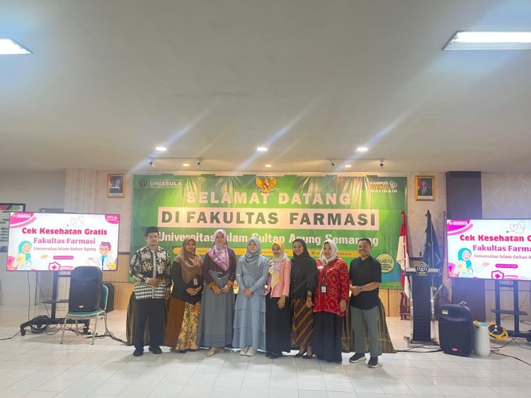 Farmasi Unissula dan Puskesmas Bulusan Gelar Cek Kesehatan Gratis
