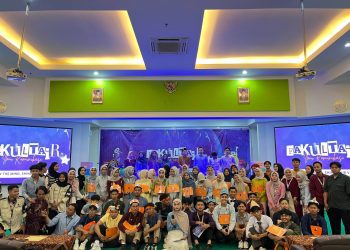 Mahasiswa Baru Fikom Unissula Kembangkan Mindset Postif