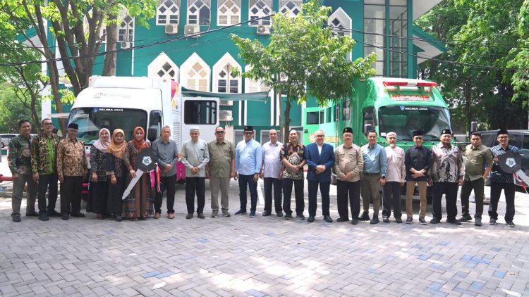 Lazis dan RSIGM Terima Mobil dari YBWSA