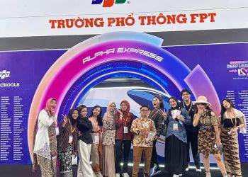 Lima Mahasiswa Unissula Hadiri ASEAN Week di Vietnam